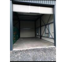 Garage + 1 Stellplatz vor der Garage - Werl