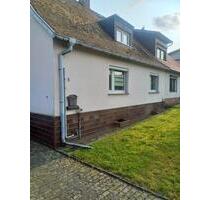 Einfamilienhaus (DHH) - 69.000,00&nbsp;EUR Kaufpreis, ca.&nbsp; 150,00&nbsp;m&sup2; in Eisleben (Lutherstadt) (PLZ: 06295)