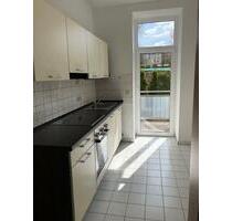 2-Zimmer mit EBK, Balkon, Bad mit Wanne und Dusche in Uninähe! - Chemnitz Bernsdorf