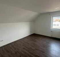 Großzügige 4-Zimmer-Wohnung im Herzen von Blankenhain