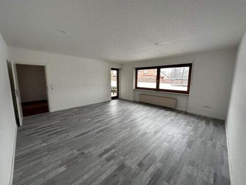 Foto - 2 Zimmer Wohnung - 500,00&nbsp;EUR Kaltmiete, ca.&nbsp; 82,00&nbsp;m&sup2;