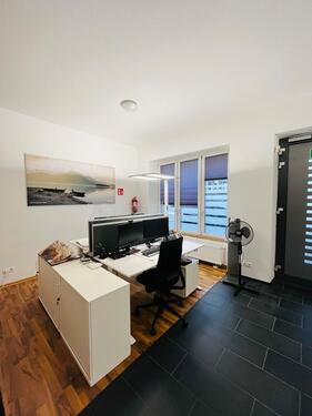 Foto - moderne Gewerbefläche in zentraler Lage zu vermieten