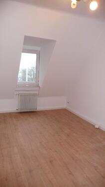 Foto - 3,5 ZKB Dachgeschoß Altsatdt ab sofort