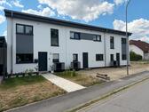 Foto - Erstbezug-Neubau-Reihenhaus in Oberstreu