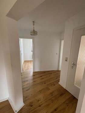 Foto - **4,5-Zimmer-Wohnung mit Balkon & Stellplatz – 110 m² – Jerxheim*