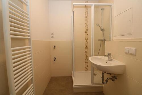 Foto - Die heißen Tage können kommen...3-RW mit Dusche u. Balkon!