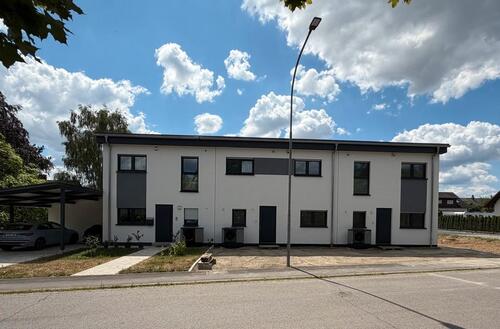 Foto - 4 Zimmer Reihenhaus in Oberstreu