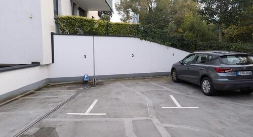 Foto - Außenstellplatz in der Fürtherstraße, Erlangen