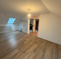 Erstbezug nach Renovierung - 3 Zi DG Whg - Waldbrunn (Westerwald)