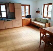 Helle, teilmöblierte 4 Zimmer-Wohnung mit 115 m2 zu vermieten - Cham