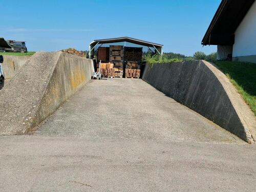 Foto - Abstellplatz für Wohnmobil Boote Trailer