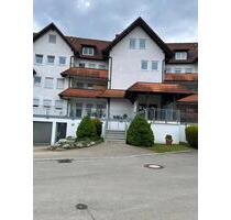 2 Zimmer Dachwohnung 54 qm Tiefgarage mit Aufzug Bj91 - Schömberg
