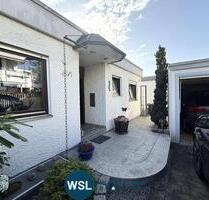 VERMIETUNG: Doppelhaushälfte mit toller Aussicht, Garage, Garten und Balkon in gefragter Wohnlage - Wendlingen am Neckar