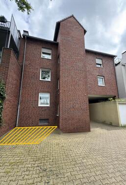 Foto - Stellplatz auf ruhigem Garagenhof