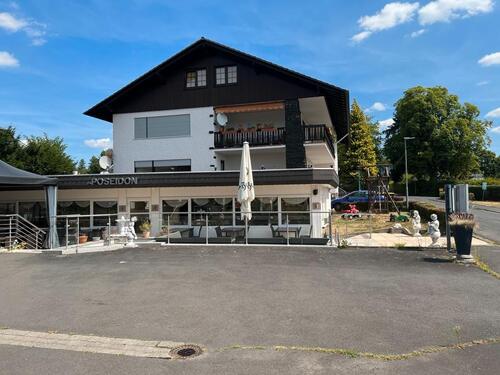 Foto - Voll ausgestattetes Restaurant in Bad Salzhausen zu verpachten