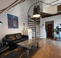 Charmante Dachgeschosswohnung mit schöner Aussicht - Viechtach