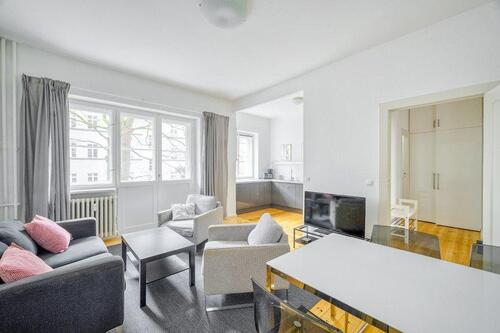 Foto - 3-Zimmer Altbauwohnung von Mai bis September zu vermieten