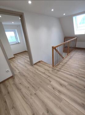 Foto - Einfamilienhaus mit Doppelgarage u .Garten zu Vermieten