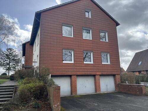 Foto - Große 3 Zimmer-Wohnung mit Balkon im Erdgeschoss