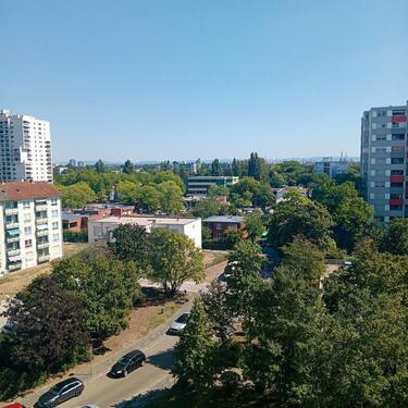 Foto - FT-Süd, ab sofort frei, 4ZKBB v. privat.