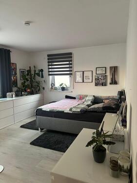 Foto - 2 Zimmer Wohnung - 650,00&nbsp;EUR Kaltmiete, ca.&nbsp; 65,00&nbsp;m&sup2;