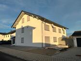 Foto - Doppelhaushälfte zur Miete - 1.350,00&nbsp;EUR Kaltmiete, ca.&nbsp; 175,00&nbsp;m&sup2;