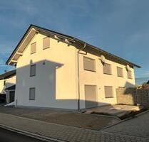 Doppelhaushälfte zur Miete - 1.350,00&nbsp;EUR Kaltmiete, ca.&nbsp; 175,00&nbsp;m&sup2; in Osterhofen (PLZ: 94486)