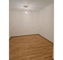 Mieter wohnen - 750,00&nbsp;EUR Kaltmiete, ca.&nbsp; 69,80&nbsp;m&sup2; in Herrenberg (PLZ: 71083)