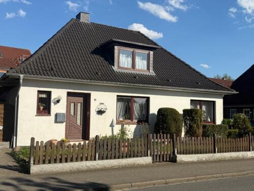 Foto - Freistehendes Einfamilienhaus - 217.000,00 EUR Kaufpreis,