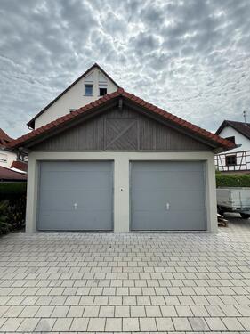 Foto - Doppelgarage zu vermieten mit Dachboden