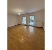 *Frisch RENOVIERT*helle 4-Zimmerwohnung mit Terrasse bietet Platz für die ganze Familie* - Minden