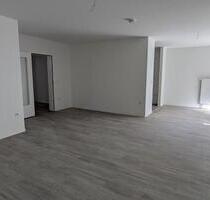 Perfekt für Ihre Familie; 4-Zimmer-Whg. im EG mit Terrasse - Breisach am Rhein