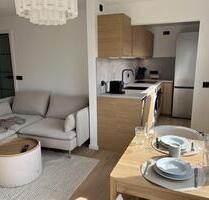 Munich-West: Design-Apartment, fully furnished, Garage, Pool, Sauna & Balcony, All-Inclusive - München Aubing-Lochhausen-Langwied