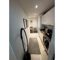 Helles, möbliertes Zimmer in 2er-WG - München, Strehleranger 5