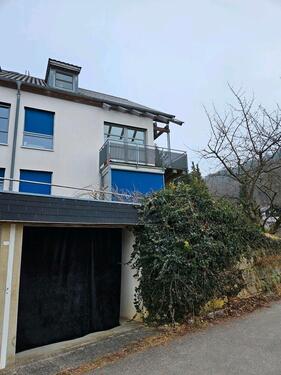 Foto - Etagenwohnung zu Vermieten - 1.250,00&nbsp;EUR Kaltmiete, ca.&nbsp; 95,00&nbsp;m&sup2;