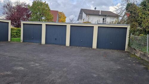 Foto - Garage zu vermieten Bastheimstr. 8 (Petersberg)