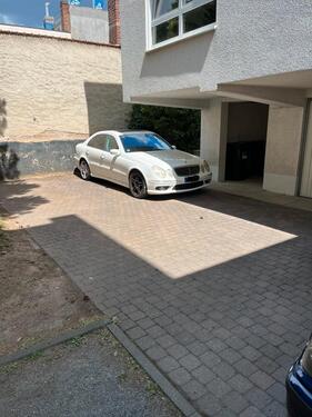 Foto - Sicherer Stellplatz im Hinterhof in Darmstadt