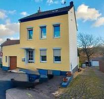 Liebevoll komplett saniertes Haus - Mechernich