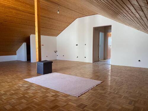 Foto - Vermiete Wohnung DG 2-Zimmer 76m2