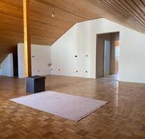 Vermiete Wohnung DG 2-Zimmer 76m2 - Baar-Ebenhausen