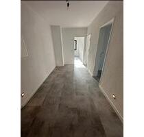 3 Zimmer Wohnung Kernsarniert Nauheim ab 1.12 Frei