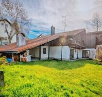 1-2 Familien-Haus in ruhiger Lage Freyung mit viel Potenzial!!