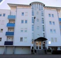 2 Zimmer Wohnung mit Balkon und moderner EBK mitten in Lauffen - Lauffen am Neckar