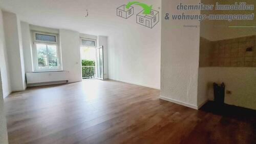 Foto - Frisch renovierte 2-Raum-Wohnung mit Balkon, Tageslichtbad & PKW-Stellplatz in UNI-Nähe