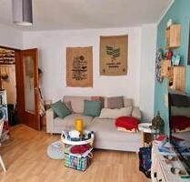 helle 2 Zimmer Wohnung mit 2 Balkonen - Fürth Südstadt