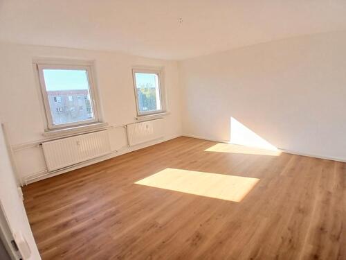 Foto - [ID 42] Große und helle 3-Raumwohnung