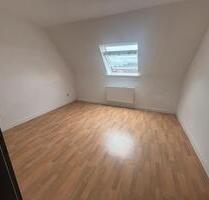 Zwei Zimmer, Küche, Bad,, mit Balkon in Wittmund