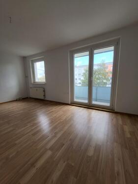 Foto - 3-Raumwohnung im 2.OG mit Balkon und optimaler Raumaufteilung