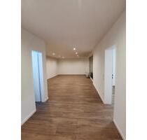 Erstbezug nach Sanierung: 4 Zimmer-Mietwohnung in idyllischer Lage - Bielefeld Schildesche