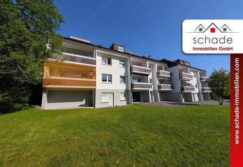 Foto - SCHADE IMMOBILIEN - Erstbezug nach Komplettrenovierung! 3-Zimmer, Erdgeschoss und Loggia!